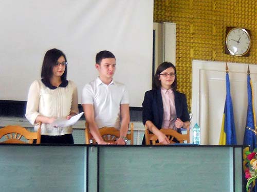 Foto: Elevi Viseu concurs de oratorie (c) eMaramures.ro